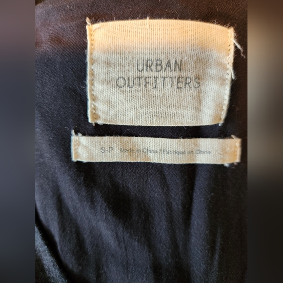 URBAN OUTFITTERS LINEN BLEND WRAP DRESS WITH DEEP POCKETS - Picture 11 of 12